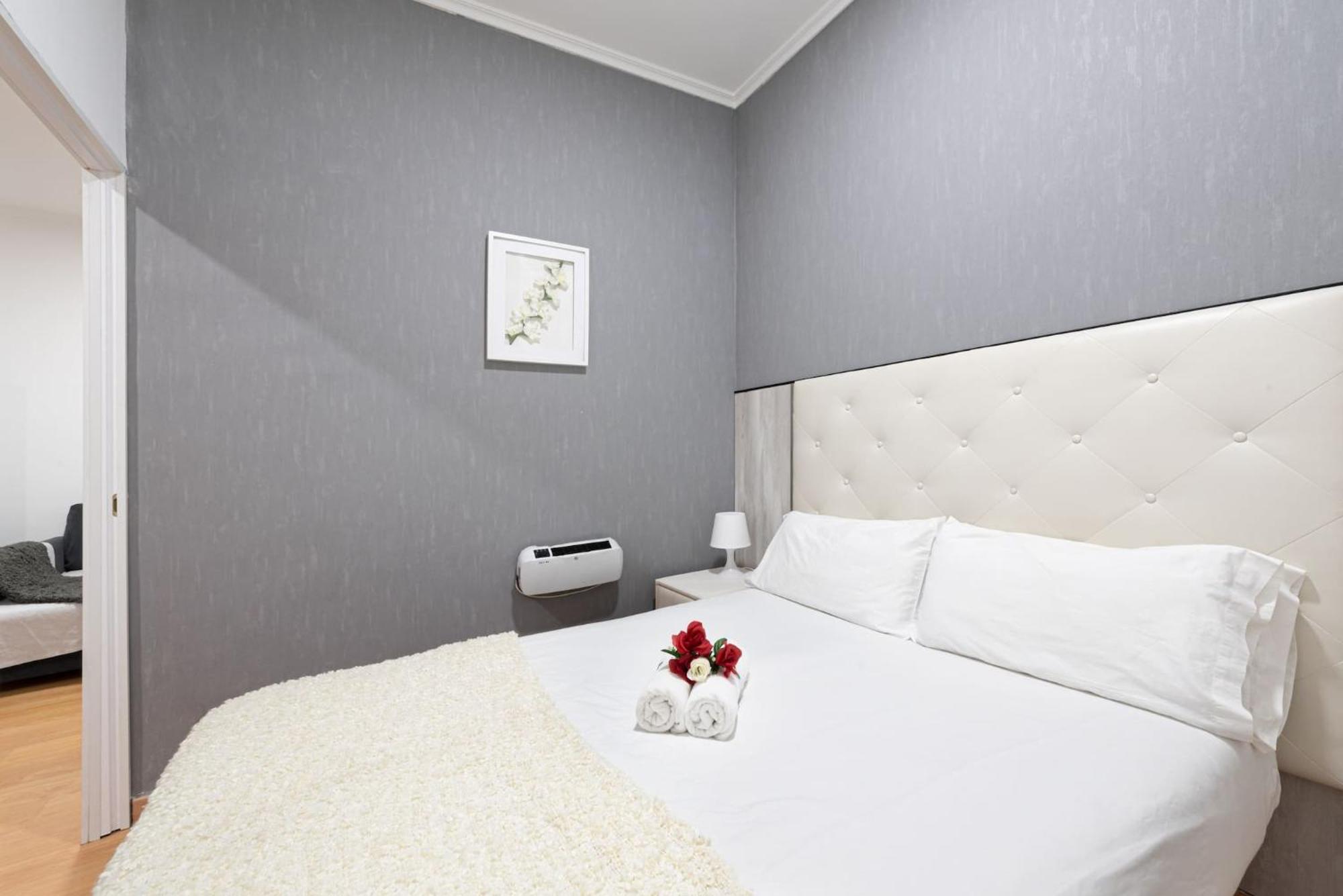 Apartamentos Day Madrid Luna Centro Gran Via Sol Malasana Luaran gambar