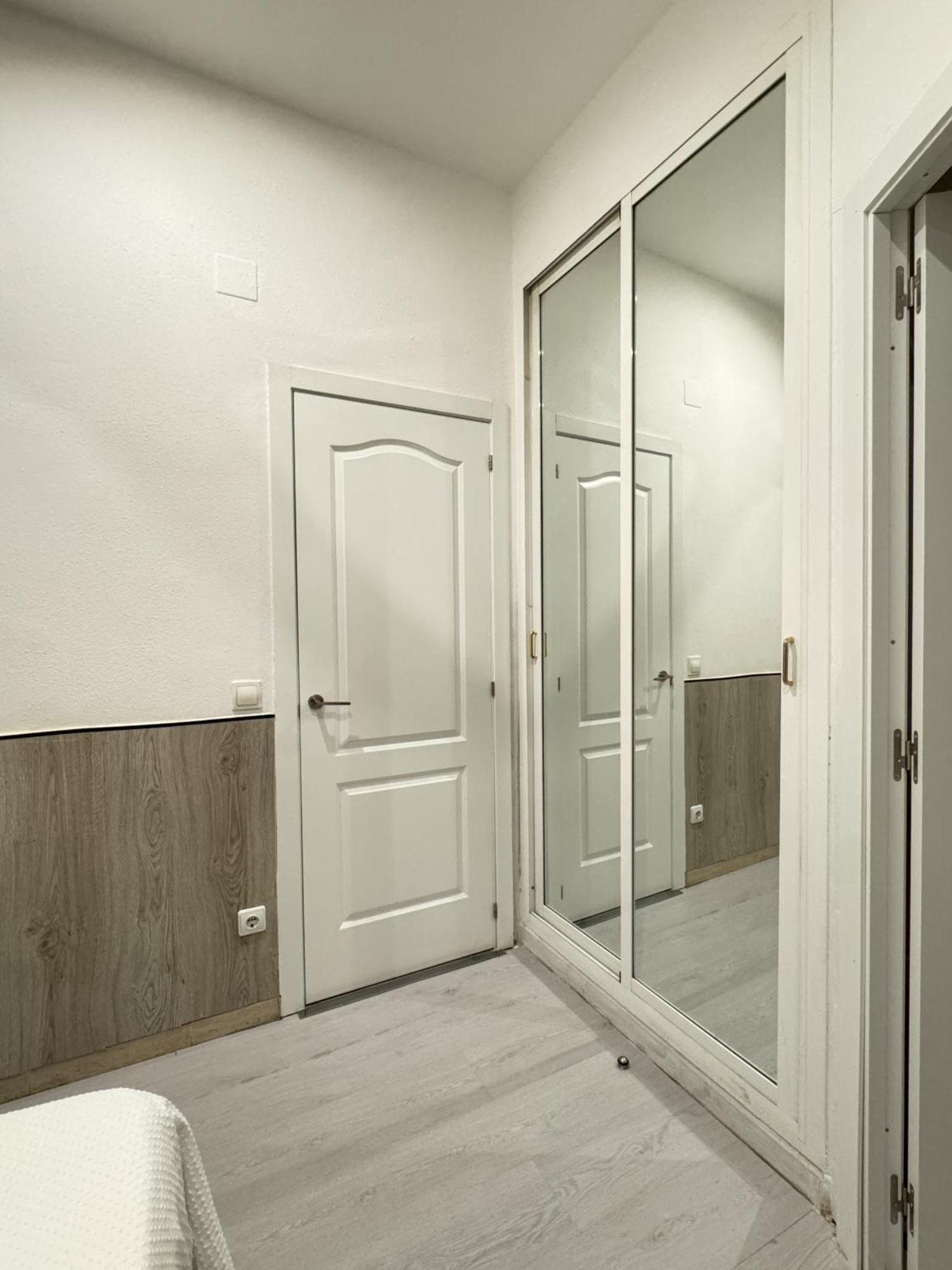 Apartamentos Day Madrid Luna Centro Gran Via Sol Malasana Luaran gambar