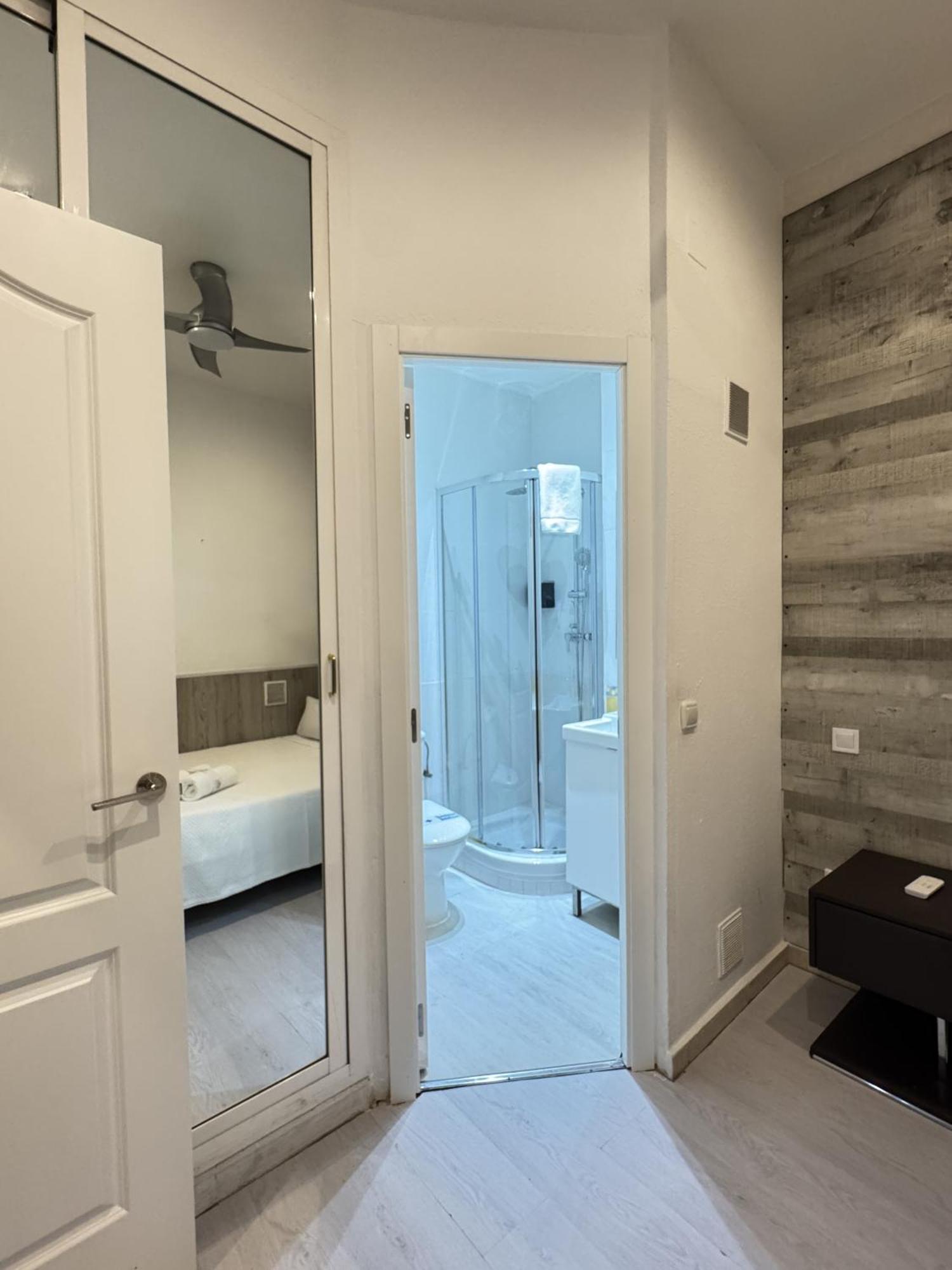 Apartamentos Day Madrid Luna Centro Gran Via Sol Malasana Luaran gambar